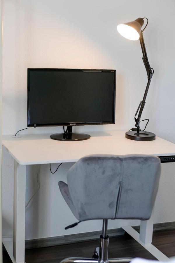 Lumen Homes - Design-Apt. Nahe Audi Und Altstadt, 3 Zimmer, Netflix Ingolstadt Exterior photo